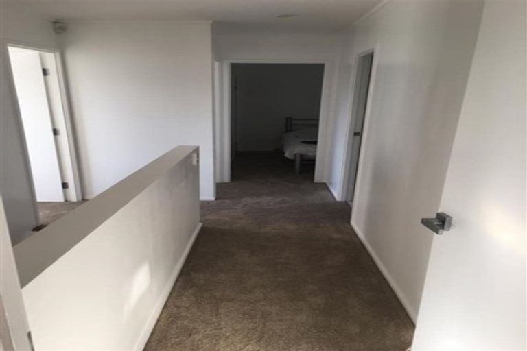 Photo of property in 33 Archers Road, Hillcrest, Auckland, 0629