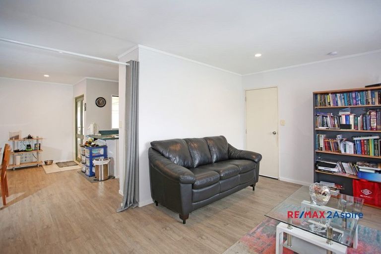 Photo of property in 33 Margarita Rise, Pukekohe, 2120