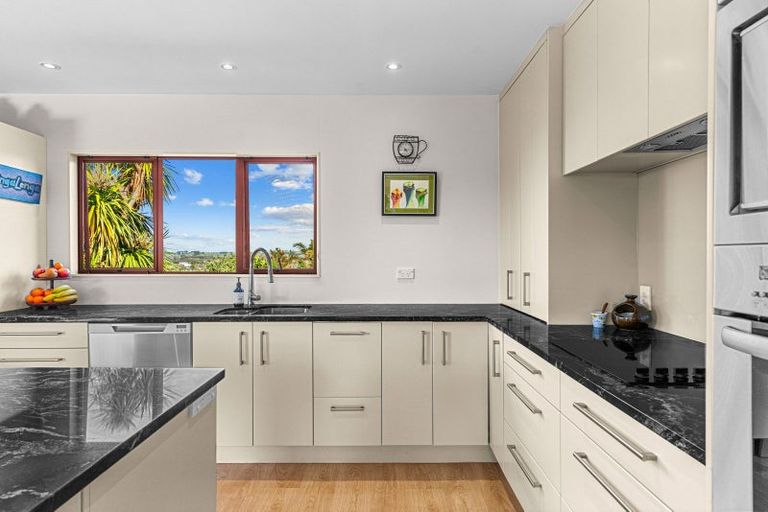 Photo of property in 58 Old Waipu Road, Mangawhai, 0505