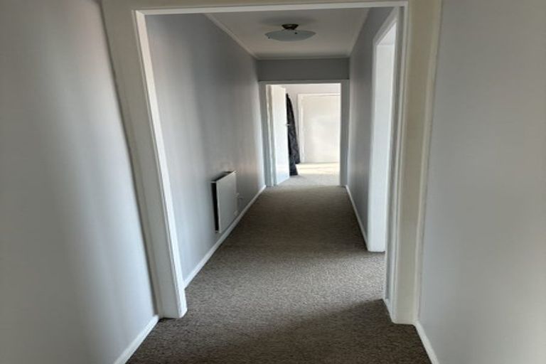 Photo of property in 28 Johnsview Terrace, Hillcrest, Hamilton, 3216