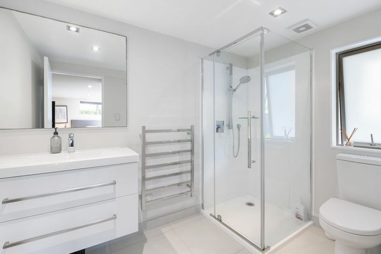 Photo of property in 1/129 Kowhai Road, Mairangi Bay, Auckland, 0630