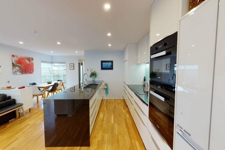 Photo of property in 9 Birkhall Grove, Strathmore Park, Wellington, 6022