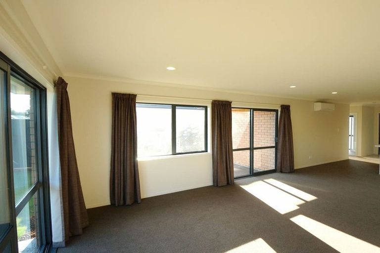 Photo of property in 8 Charlbury Drive, Rolleston, 7615