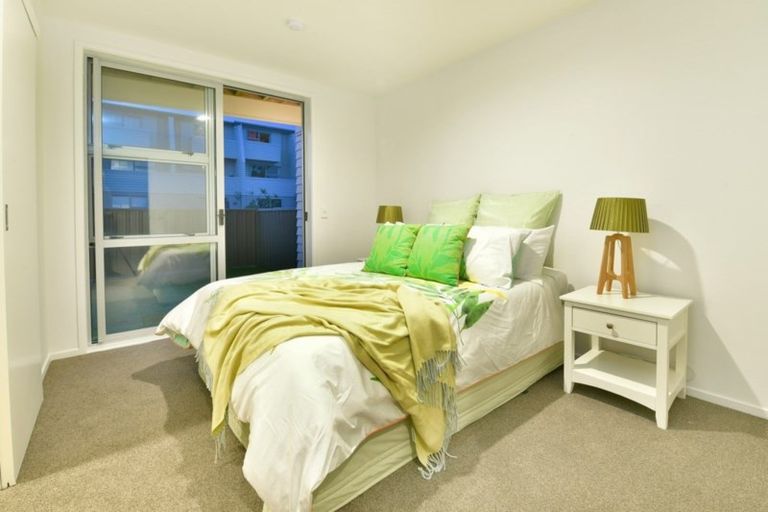 Photo of property in 17/3 Riverside Road, Orewa, 0931