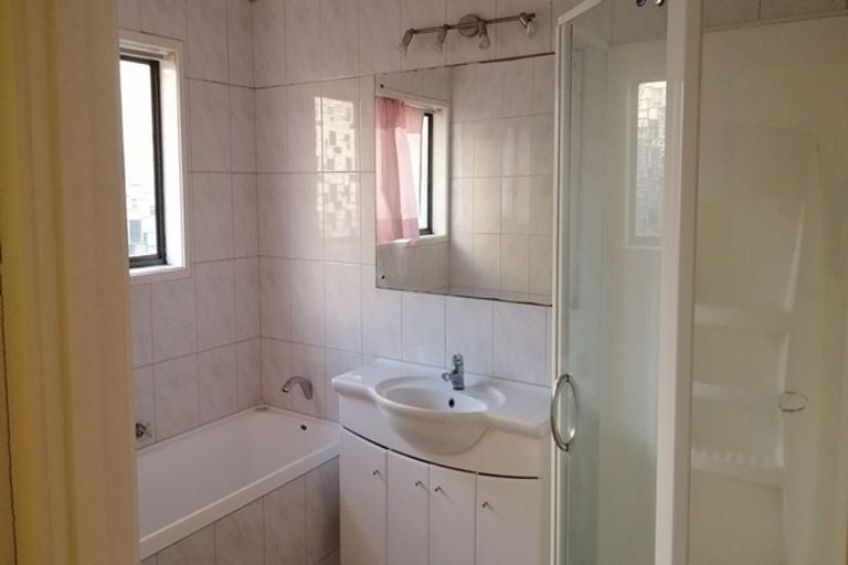 Photo of property in 66 Gills Road, Bucklands Beach, Auckland, 2014