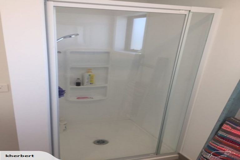 Photo of property in 22 Frank Gill Road, Hobsonville, Auckland, 0616