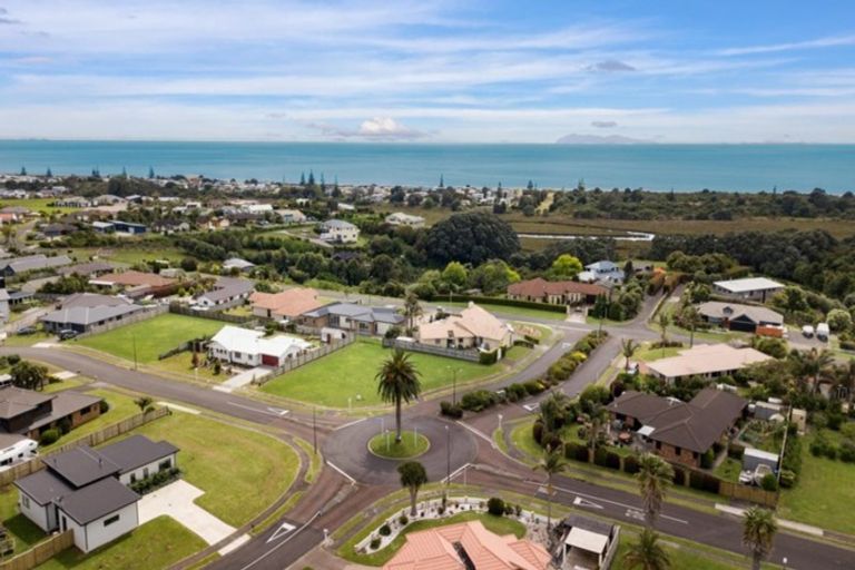 Photo of property in 2 Sea Vista, Athenree, Waihi Beach, 3177