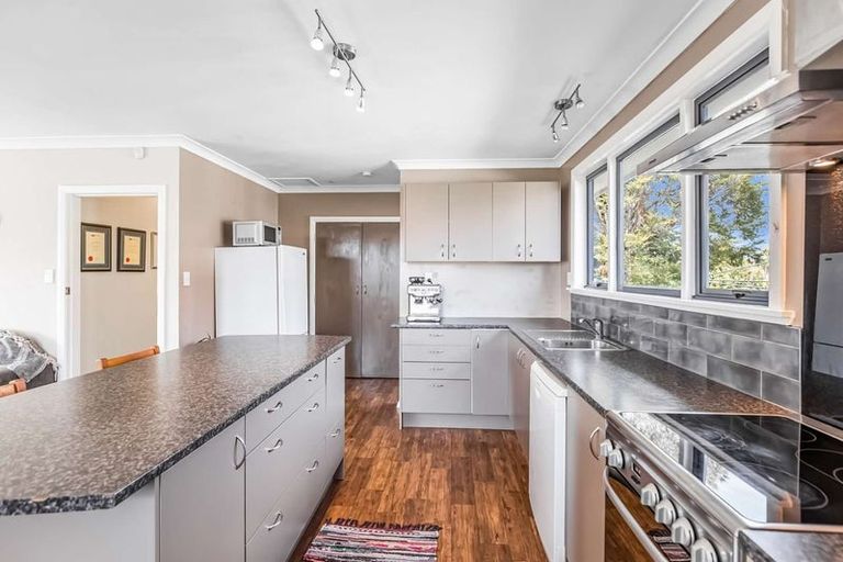 Photo of property in 11 George Street, Levin, 5510