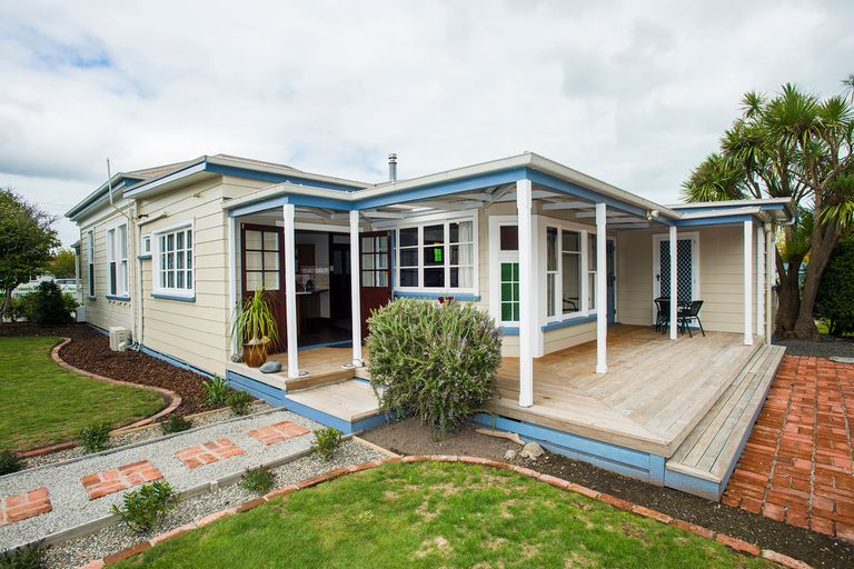 Photo of property in 12 Pine Street, Mangapapa, Gisborne, 4010