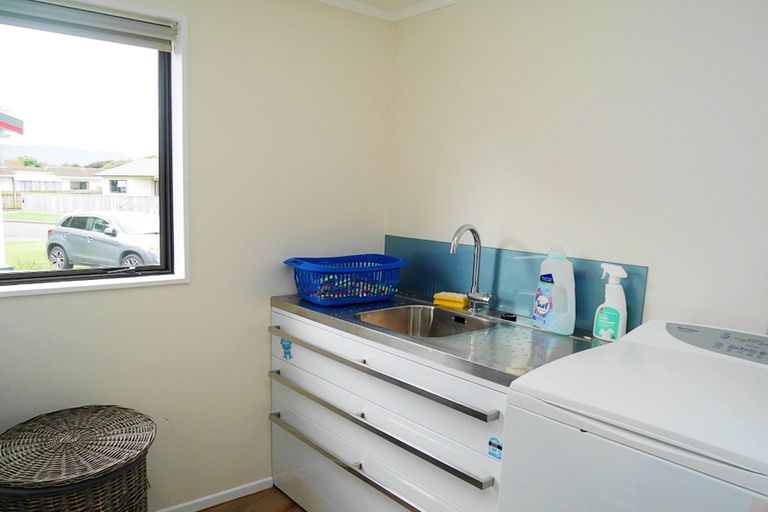 Photo of property in 22 Rosewood Place, Paraparaumu, 5032