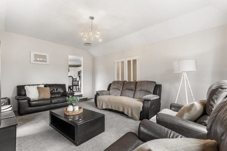 Photo of property in 4 Hendrika Court, Hobsonville, Auckland, 0618