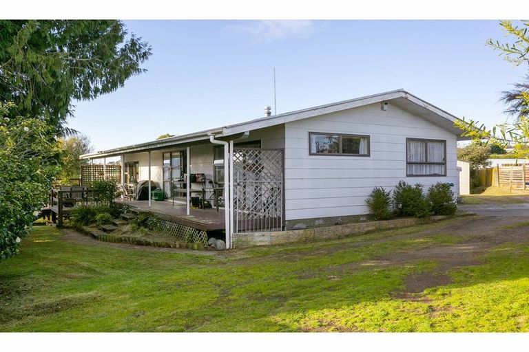 Photo of property in 62 Marshall Avenue, Richmond Heights, Taupo, 3330