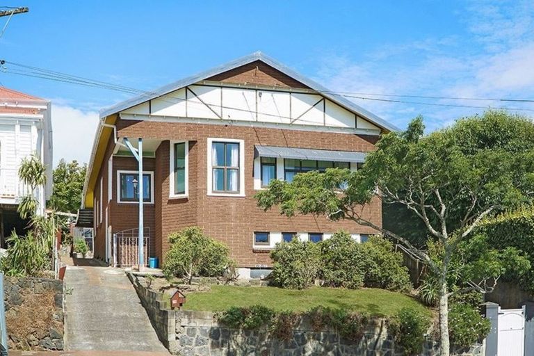 Photo of property in 44 Dryden Street, Grey Lynn, Auckland, 1021