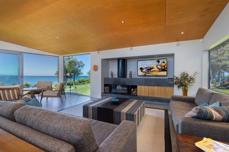 Photo of property in 1432 Takaka-collingwood Highway, Parapara, Takaka, 7182