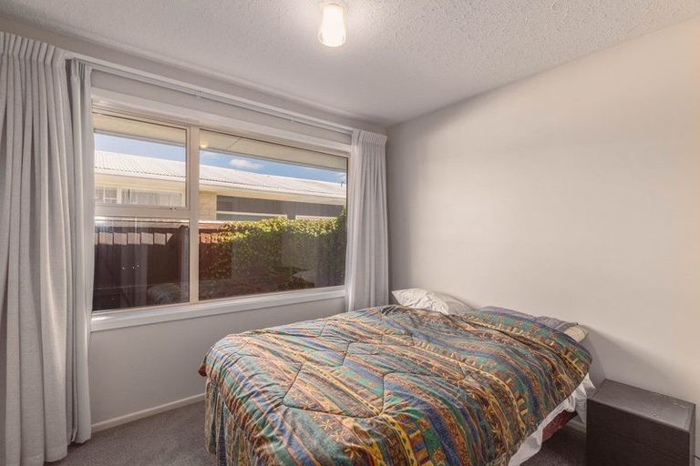 Photo of property in 1/7 Tulloch Place, Papanui, Christchurch, 8052