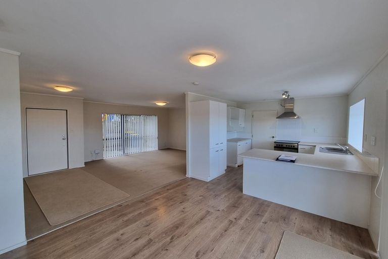 Photo of property in 6 Tern Place, Unsworth Heights, Auckland, 0632