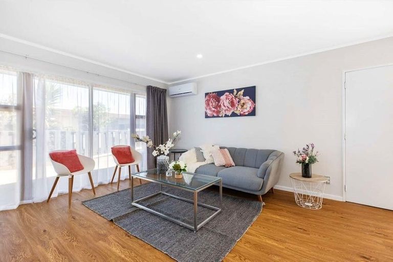 Photo of property in 3/10 Browns Road, Manurewa, Auckland, 2102