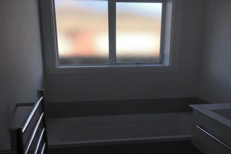 Photo of property in 1/156 Springs Road, Hornby, Christchurch, 8042