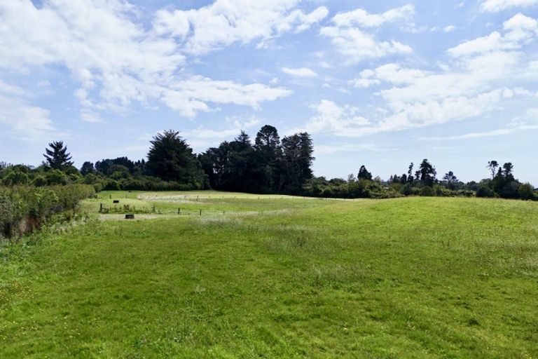 Photo of property in 114 Dudley Road Upper, Inglewood, 4386