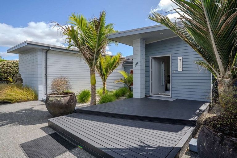Photo of property in 10 Access Heights, Kerikeri, 0230