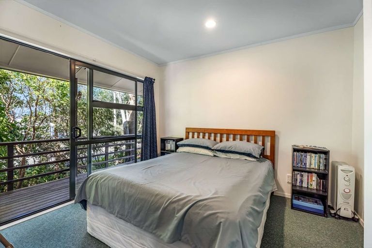 Photo of property in 106 Kowhai Avenue, Matarangi, Whitianga, 3592