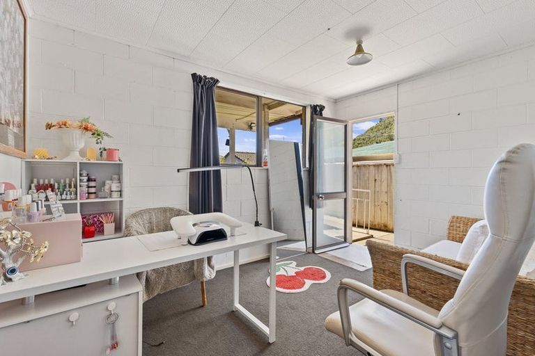 Photo of property in 73 Devon Street, Picton, 7220