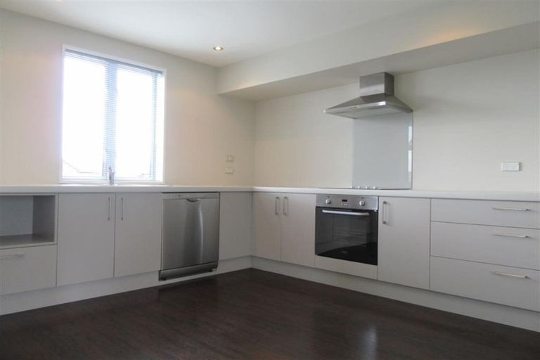 Photo of property in 8 Henley Green, Northwood, Christchurch, 8051