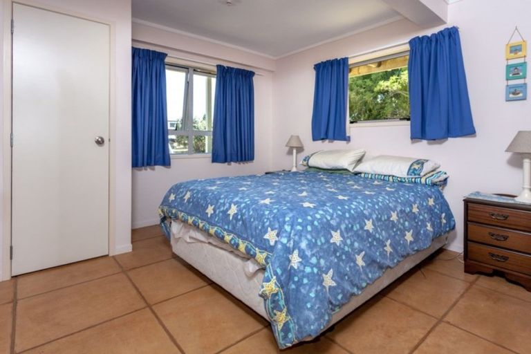 Photo of property in 63 Oyster Drive, Cooks Beach, Whitianga, 3591