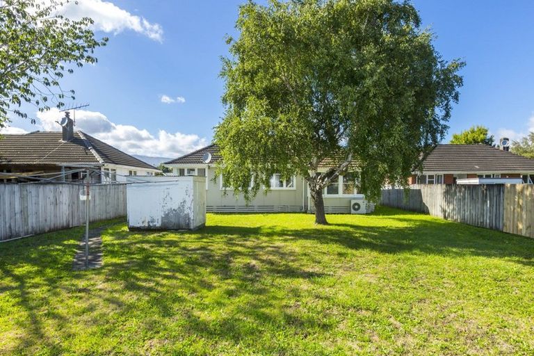 Photo of property in 22 Maher Street, Elderslea, Upper Hutt, 5018