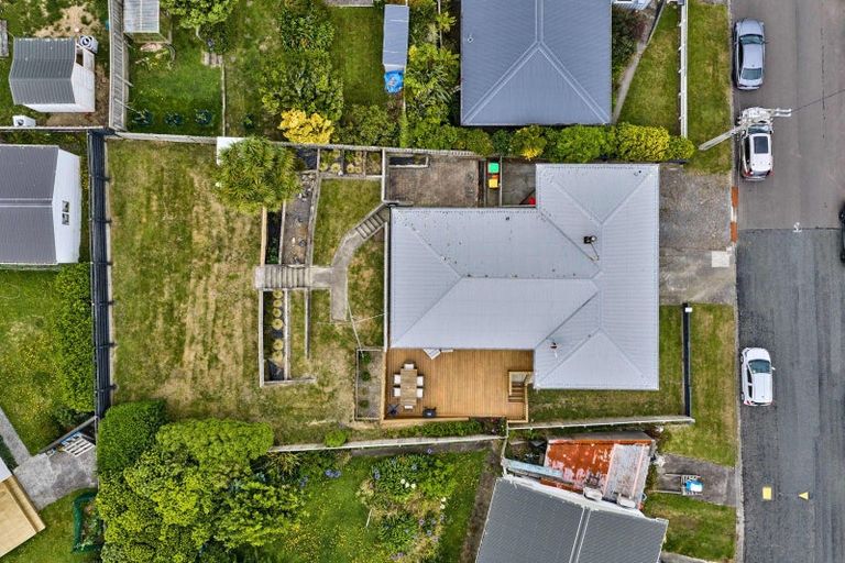 Photo of property in 20 Baylands Drive, Newlands, Wellington, 6037