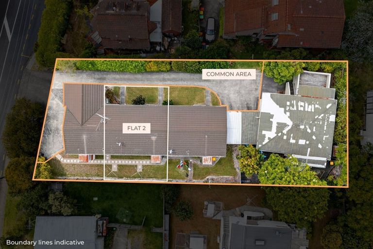 Photo of property in 2/497 Beach Road, Murrays Bay, Auckland, 0630