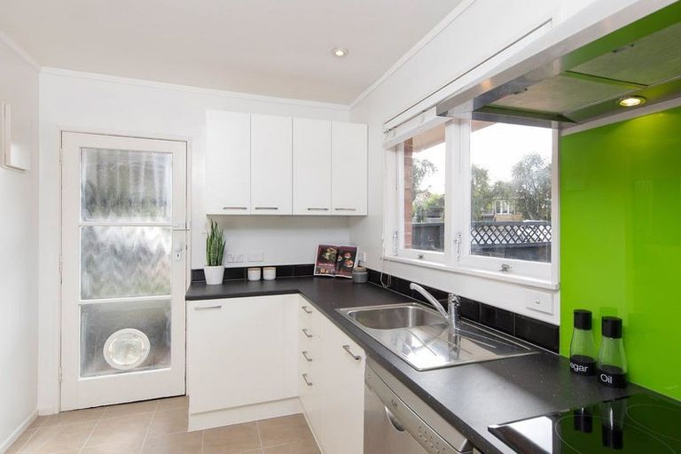 Photo of property in 2/56 Gowing Drive, Meadowbank, Auckland, 1072