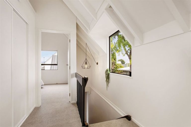 Photo of property in 3/99 Mandeville Street, Riccarton, Christchurch, 8011