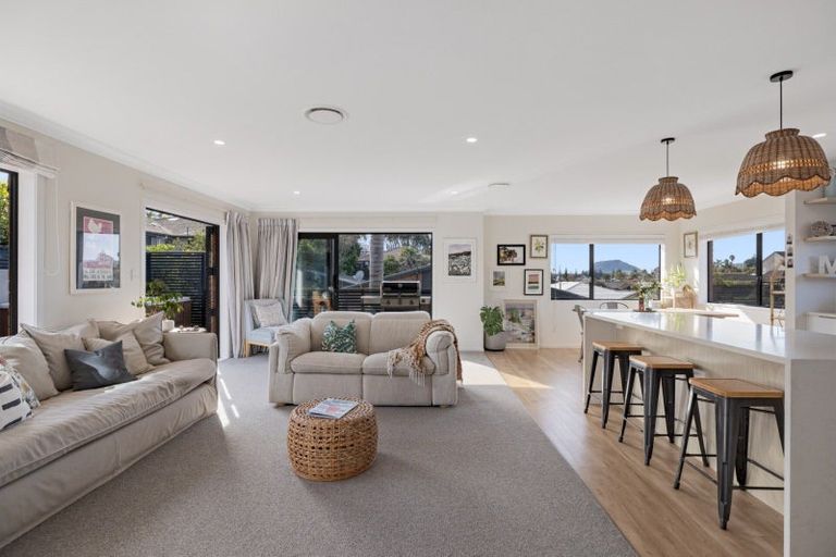 Photo of property in 33 Manuwai Drive, Matua, Tauranga, 3110