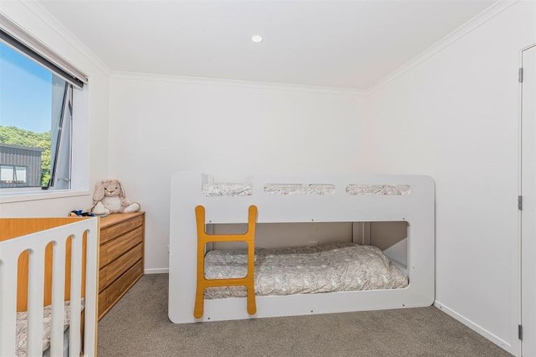 Photo of property in 25 Marine Parade, Hobsonville, Auckland, 0616