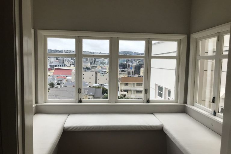 Photo of property in 8/1 Earls Terrace, Mount Victoria, Wellington, 6011