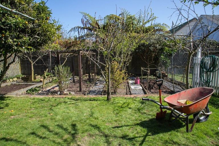 Photo of property in 92 Owen Street, Belmont, Lower Hutt, 5010