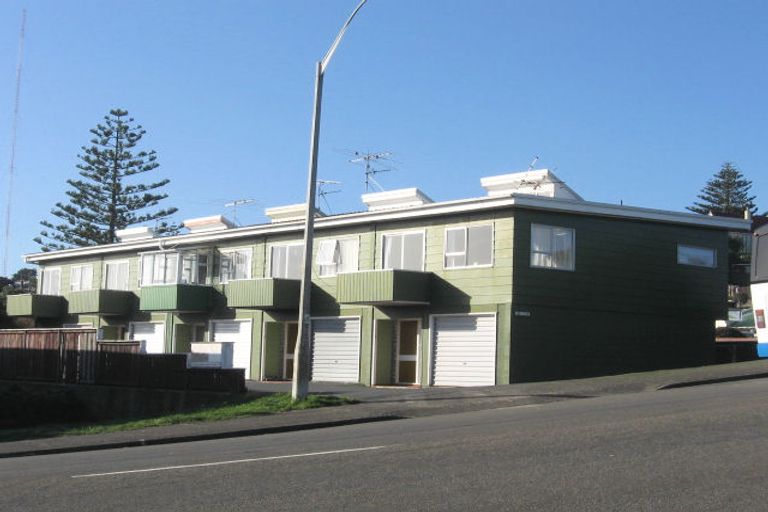 Photo of property in 3/20 Bay Drive, Titahi Bay, Porirua, 5022