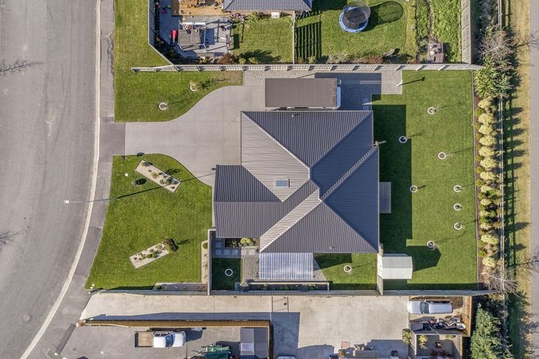 Photo of property in 7 Claremont Crescent, Amberley, 7410