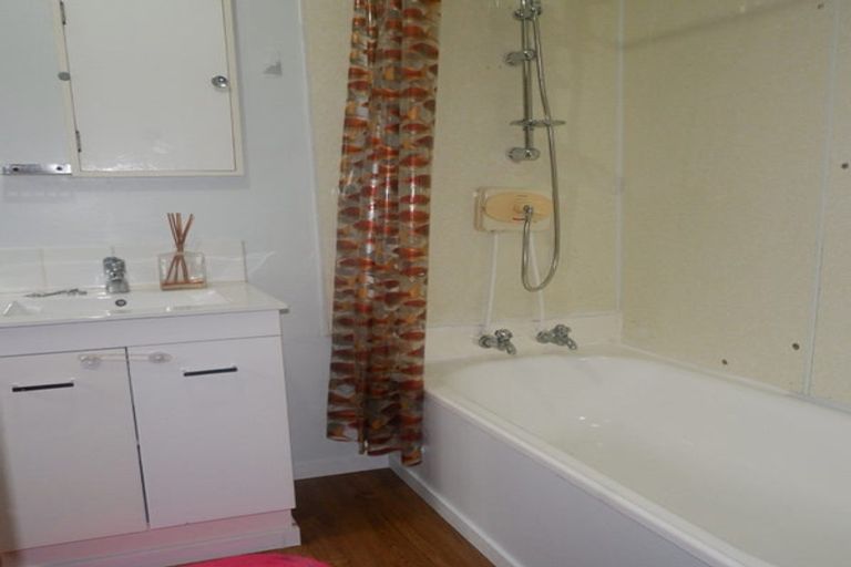 Photo of property in 12 Fairburn Grove, Johnsonville, Wellington, 6037