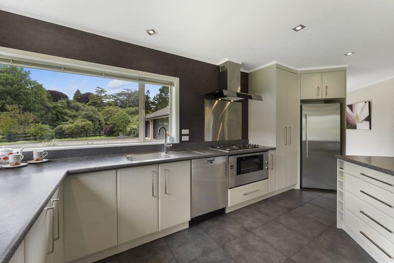 Photo of property in 271 Richmond Road, Lepperton, New Plymouth, 4373