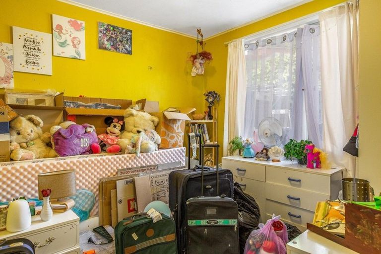 Photo of property in 108 Arahura Crescent, Waitangirua, Porirua, 5024