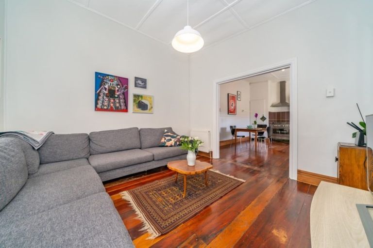 Photo of property in 8 Pitt Street, Moera, Lower Hutt, 5010