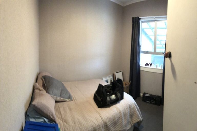 Photo of property in 417 Carrington Street, Upper Vogeltown, New Plymouth, 4310