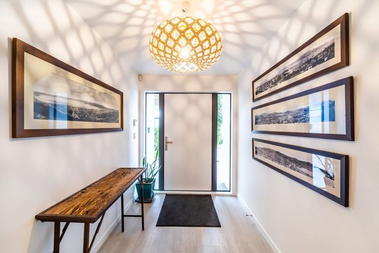 Photo of property in 15 Pacific View, Whitby, Porirua, 5024