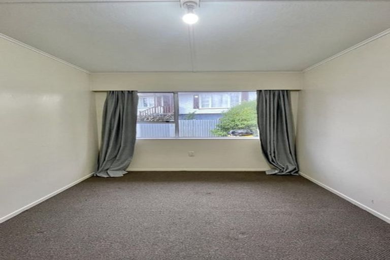 Photo of property in 21a Bexley Grove, Wainuiomata, Lower Hutt, 5014
