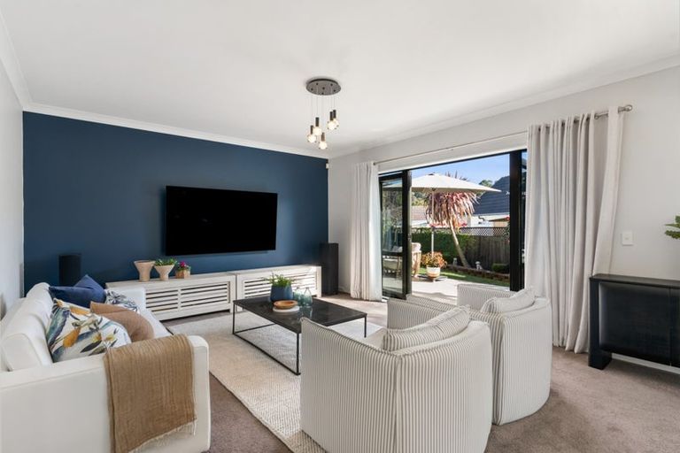 Photo of property in 10 Advance Way, Albany, Auckland, 0632