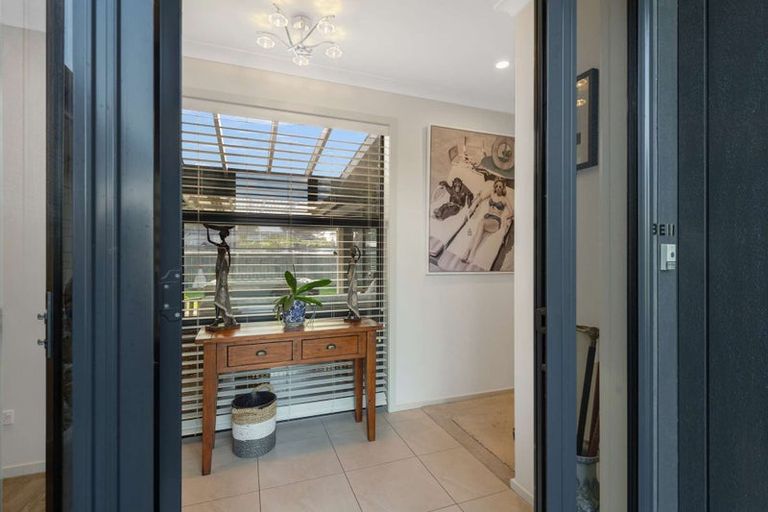 Photo of property in 45 Golf Vue Place, Castlecliff, Whanganui, 4501