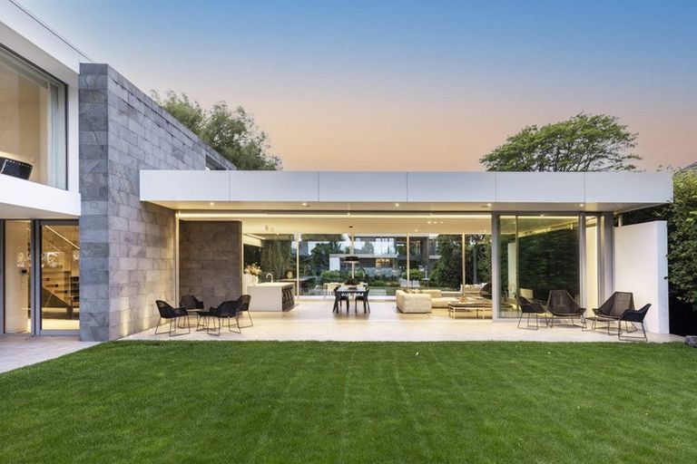 Photo of property in 146 Glandovey Road, Strowan, Christchurch, 8052