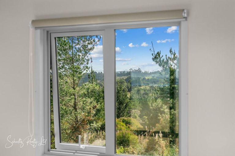 Photo of property in 439 Franklin Road, Paparoa, 0571